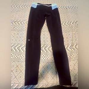 Black reversible Lululemon leggings sz 10